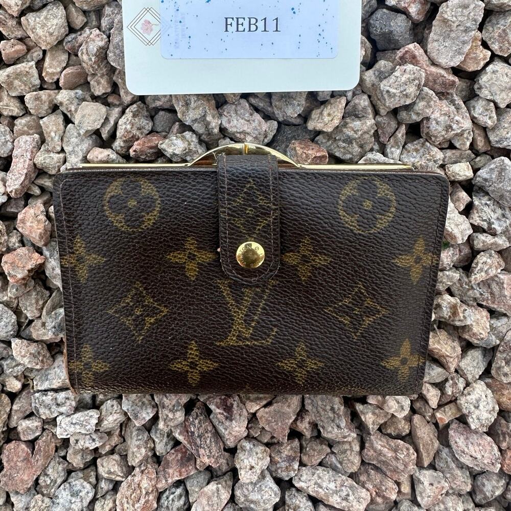 Louis Vuitton Monogram French Purse Kiss Lock - FEB11